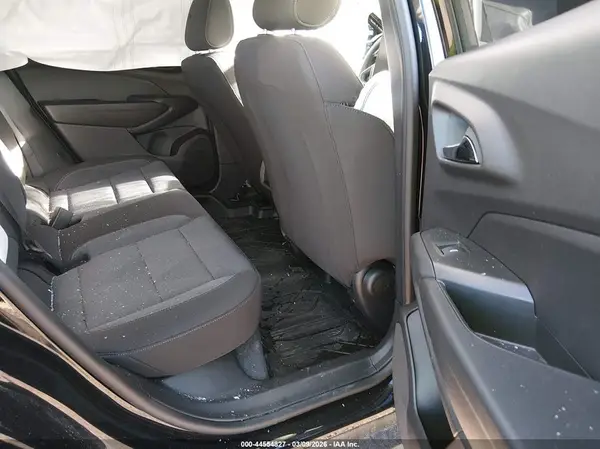KL77LFEP5TC059382 2026 CHEVROLET TRAX - Image 8