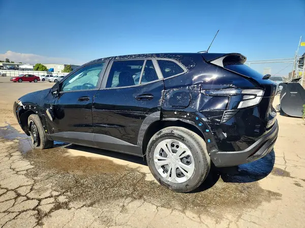 KL77LFEP5TC092009 2026 CHEVROLET TRAX - Image 2