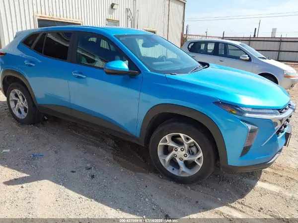 KL77LFEP6SC043321 2025 CHEVROLET TRAX - Image 1