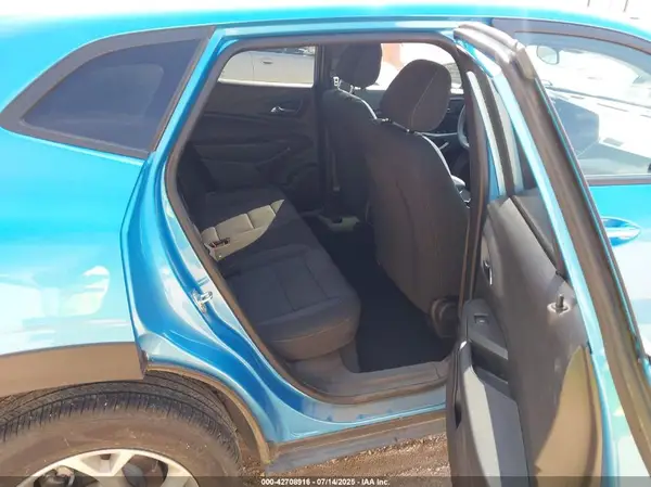 KL77LFEP6SC043321 2025 CHEVROLET TRAX - Image 8