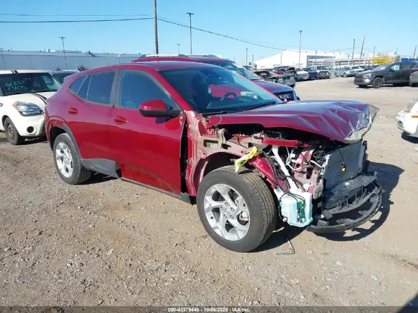 KL77LFEP6SC061608 2025 CHEVROLET TRAX - Image 1