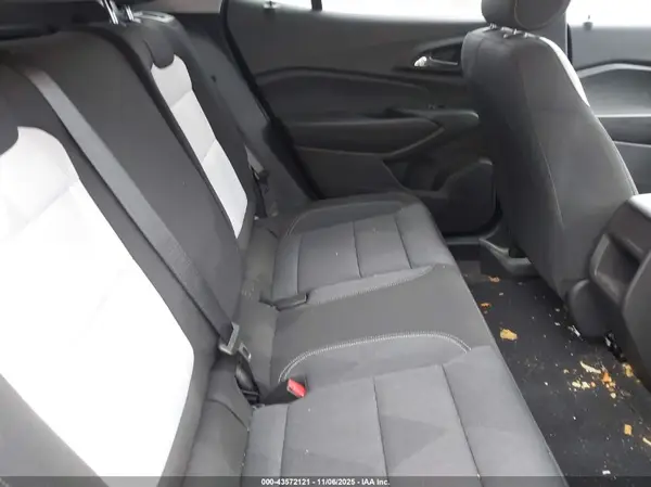 KL77LFEP6SC110418 2025 CHEVROLET TRAX - Image 8