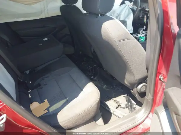 KL77LFEP6SC142902 2025 CHEVROLET TRAX - Image 8