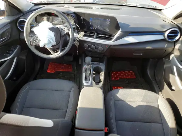 KL77LFEP6SC158663 2025 CHEVROLET TRAX - Image 8