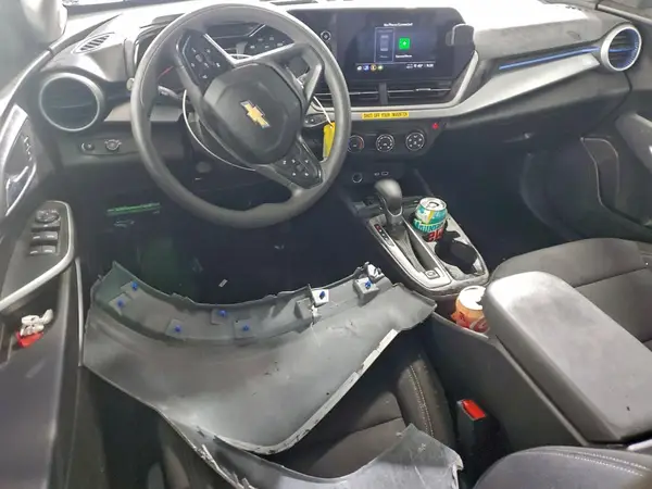KL77LFEP6SC178718 2025 CHEVROLET TRAX - Image 8
