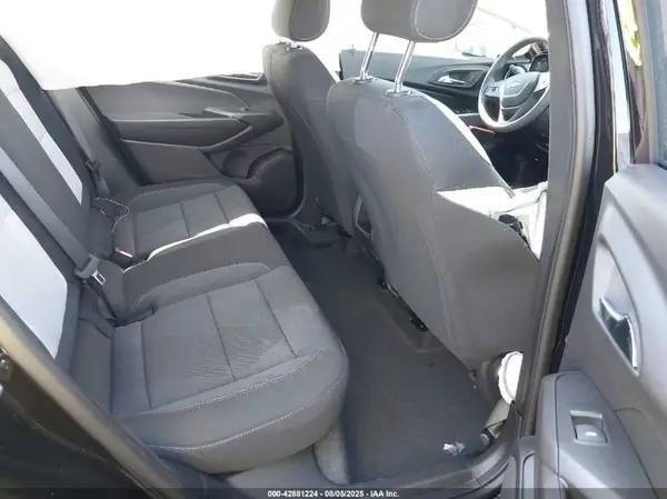 KL77LFEP6SC284392 2025 CHEVROLET TRAX - Image 8