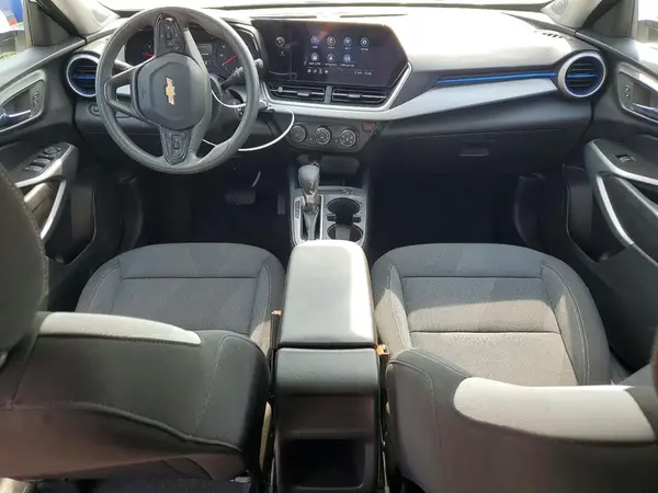 KL77LFEP6SC314247 2025 CHEVROLET TRAX - Image 8
