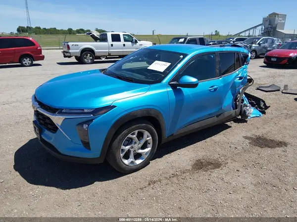 KL77LFEP6SC342145 2025 CHEVROLET TRAX - Image 2