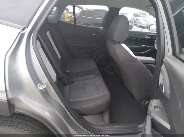 KL77LFEP6TC005461 2026 CHEVROLET TRAX - Image 8