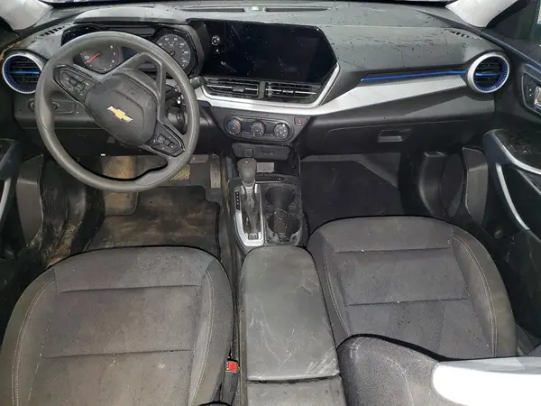 KL77LFEP6TC078698 2026 CHEVROLET TRAX - Image 8
