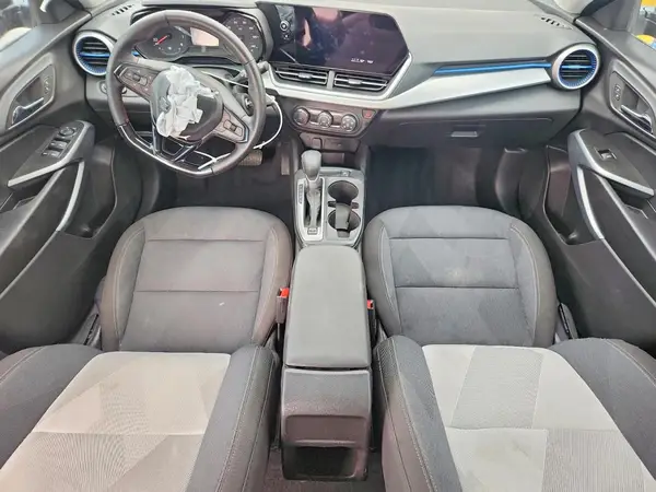 KL77LFEP7SC016502 2025 CHEVROLET TRAX - Image 8