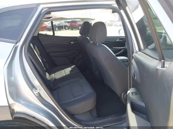 KL77LFEP7SC023188 2025 CHEVROLET TRAX - Image 8