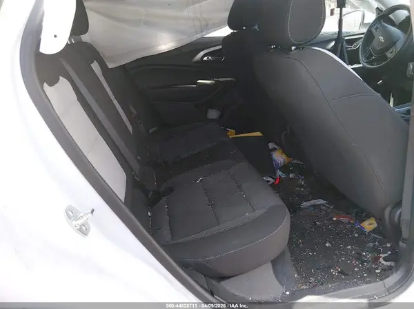 KL77LFEP7SC108113 2025 CHEVROLET TRAX - Image 8