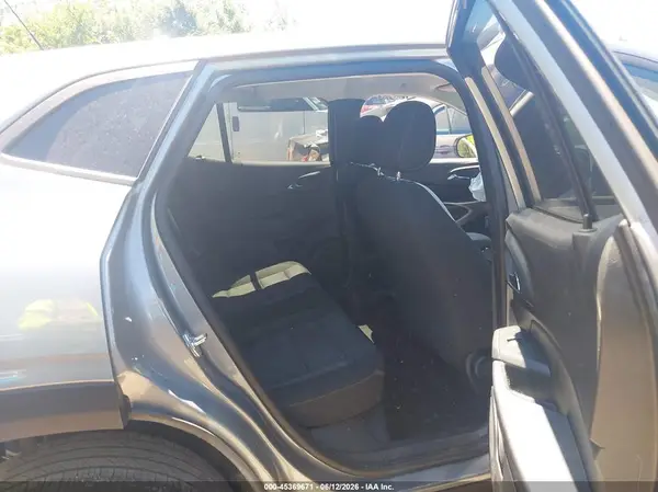 KL77LFEP7SC129768 2025 CHEVROLET TRAX - Image 8