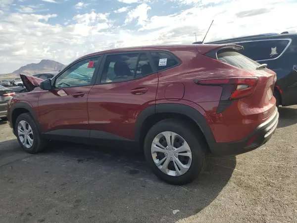 KL77LFEP7SC177948 2025 CHEVROLET TRAX - Image 2