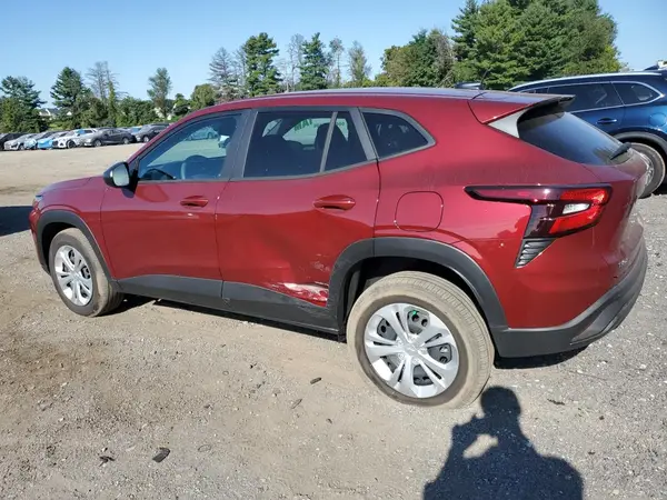 KL77LFEP7SC250915 2025 CHEVROLET TRAX - Image 2