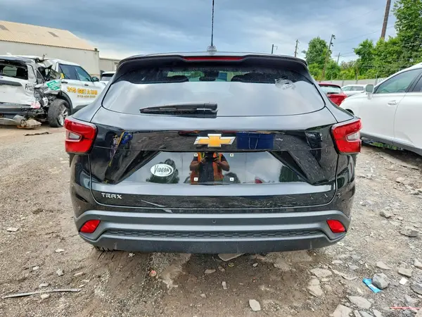 2025 CHEVROLET TRAX auction photo 6