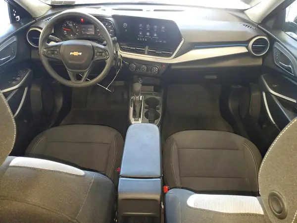 KL77LFEP7TC116827 2026 CHEVROLET TRAX - Image 8