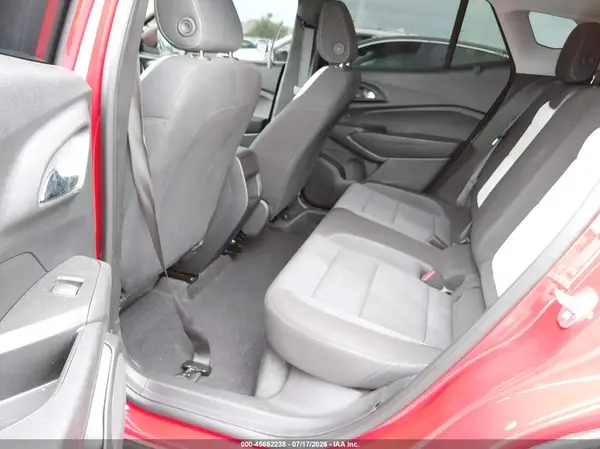 KL77LFEP8TC053575 2026 CHEVROLET TRAX - Image 8