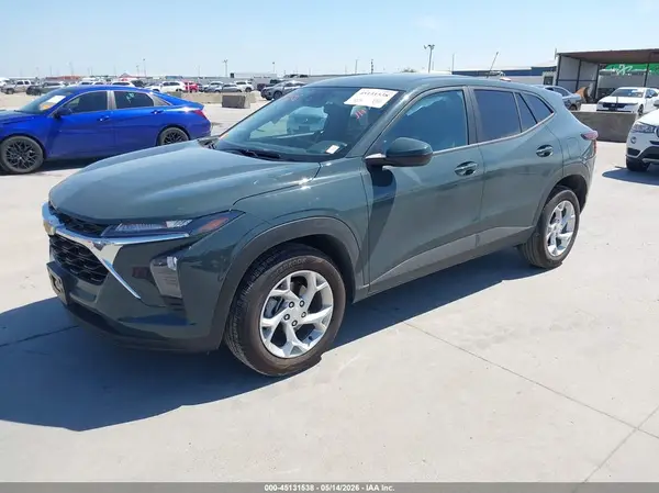 KL77LFEP8TC118845 2026 CHEVROLET TRAX - Image 2