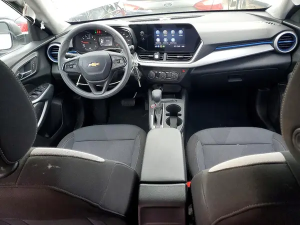 KL77LFEP9SC023757 2025 CHEVROLET TRAX - Image 8