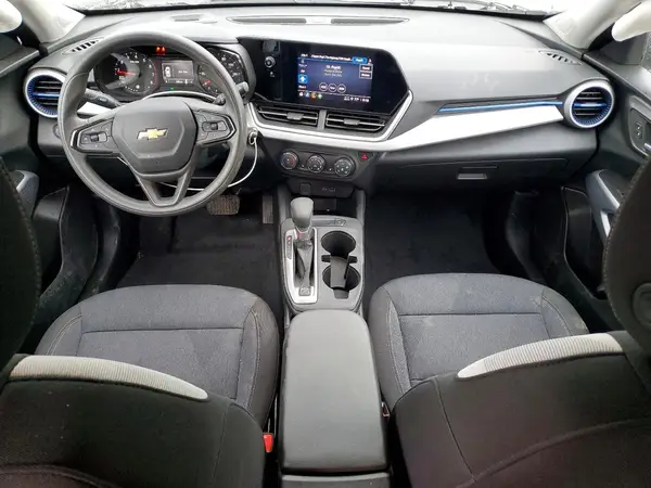 KL77LFEP9SC029655 2025 CHEVROLET TRAX - Image 8
