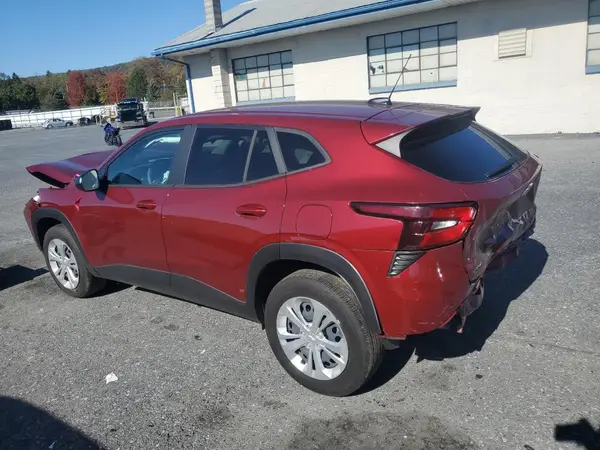 KL77LFEP9SC116231 2025 CHEVROLET TRAX - Image 2
