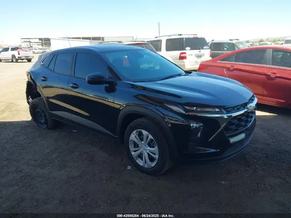KL77LFEP9SC165218 2025 CHEVROLET TRAX - Image 1
