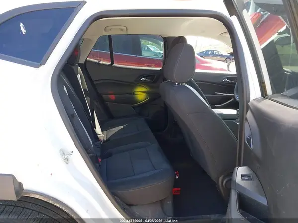 KL77LFEP9SC179880 2025 CHEVROLET TRAX - Image 8