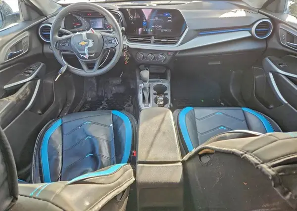 KL77LFEP9SC183105 2025 CHEVROLET TRAX - Image 8
