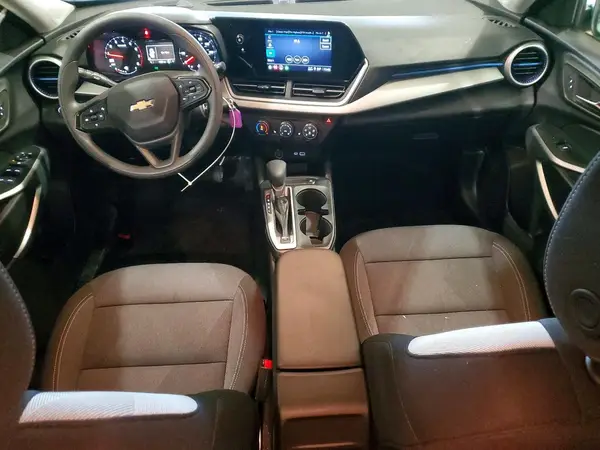 KL77LFEP9SC199014 2025 CHEVROLET TRAX - Image 8