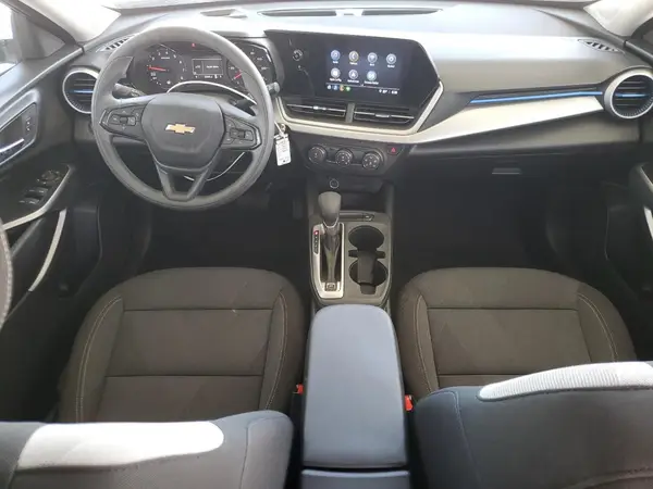 KL77LFEP9SC206432 2025 CHEVROLET TRAX - Image 8
