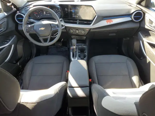 KL77LFEP9SC253802 2025 CHEVROLET TRAX - Image 8