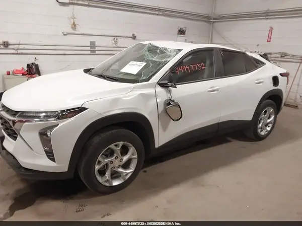 KL77LFEP9SC282023 2025 CHEVROLET TRAX - Image 1