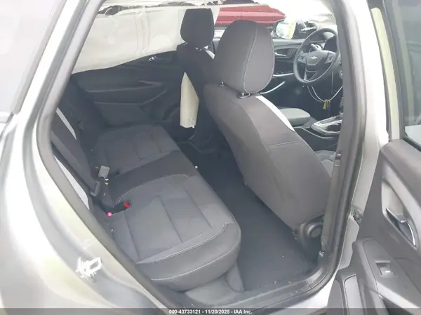 KL77LFEP9SC337697 2025 CHEVROLET TRAX - Image 8