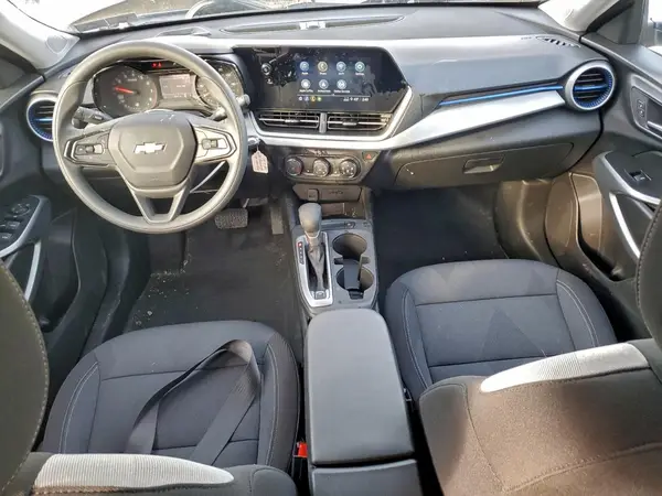KL77LFEP9TC031052 2026 CHEVROLET TRAX - Image 8