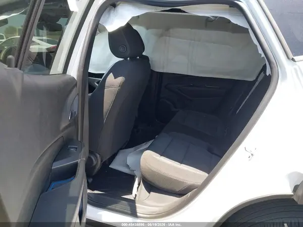 KL77LFEP9TC066741 2026 CHEVROLET TRAX - Image 8