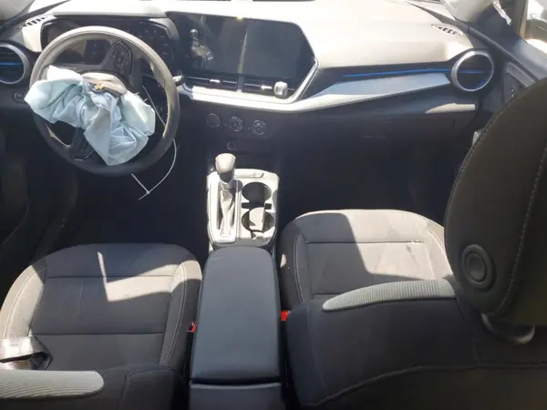 KL77LFEP9TC164815 2026 CHEVROLET TRAX - Image 8