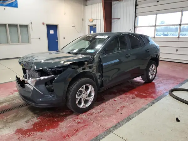 KL77LFEPXSC088326 2025 CHEVROLET TRAX - Image 1