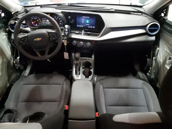 KL77LFEPXSC088326 2025 CHEVROLET TRAX - Image 8