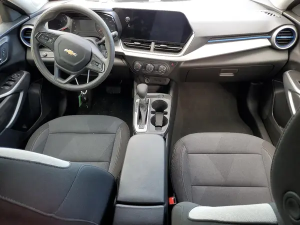 KL77LFEPXSC111779 2025 CHEVROLET TRAX - Image 8