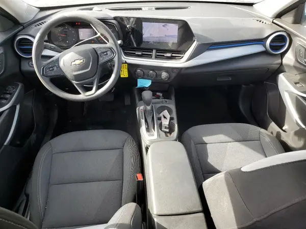 KL77LFEPXSC139226 2025 CHEVROLET TRAX - Image 8