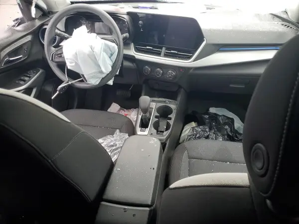 KL77LFEPXSC145981 2025 CHEVROLET TRAX - Image 8