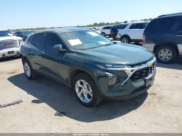 KL77LFEPXSC152056 2025 CHEVROLET TRAX - Image 1