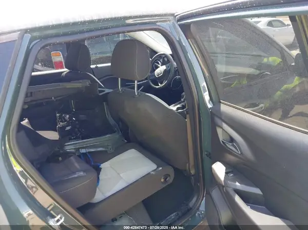 KL77LFEPXSC152056 2025 CHEVROLET TRAX - Image 8