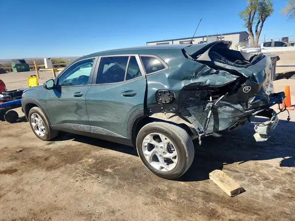 KL77LFEPXSC154065 2025 CHEVROLET TRAX - Image 2