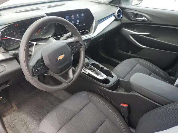 KL77LFEPXSC170394 2025 CHEVROLET TRAX - Image 8