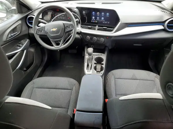 KL77LFEPXSC222221 2025 CHEVROLET TRAX - Image 8