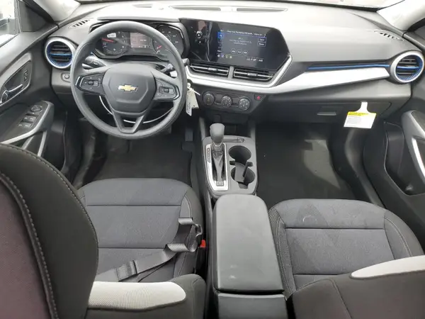 KL77LFEPXSC229864 2025 CHEVROLET TRAX - Image 8