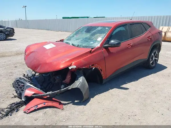KL77LGE20RC045294 2024 CHEVROLET TRAX - Image 2